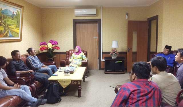 Bahas RTRWP Riau, Pimpinan DPRD Riau Minta Transparan